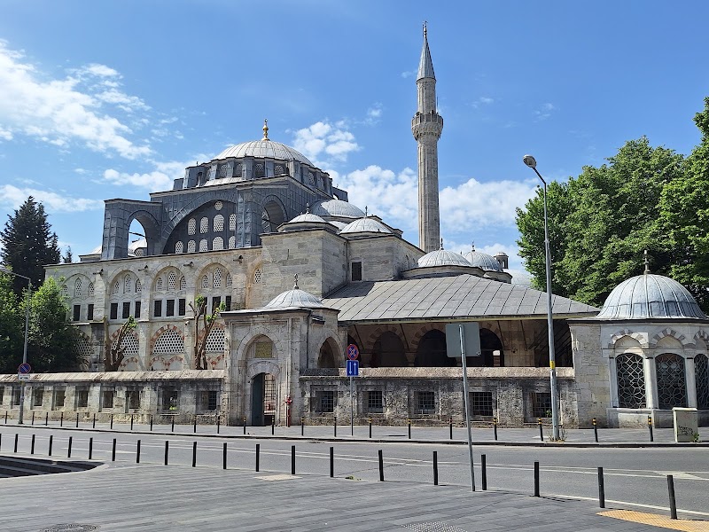 Kılıç Ali Paşa Camii