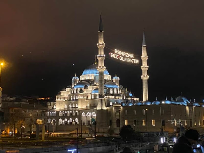 Eminönü Meydanı